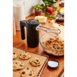 KitchenAid - Cordless 7 Speed Hand Mixer - Black Matte 19 KitchenAid - Cordless 7 Speed Hand Mixer - Black Matte -KitchenAid khmb732bm 1