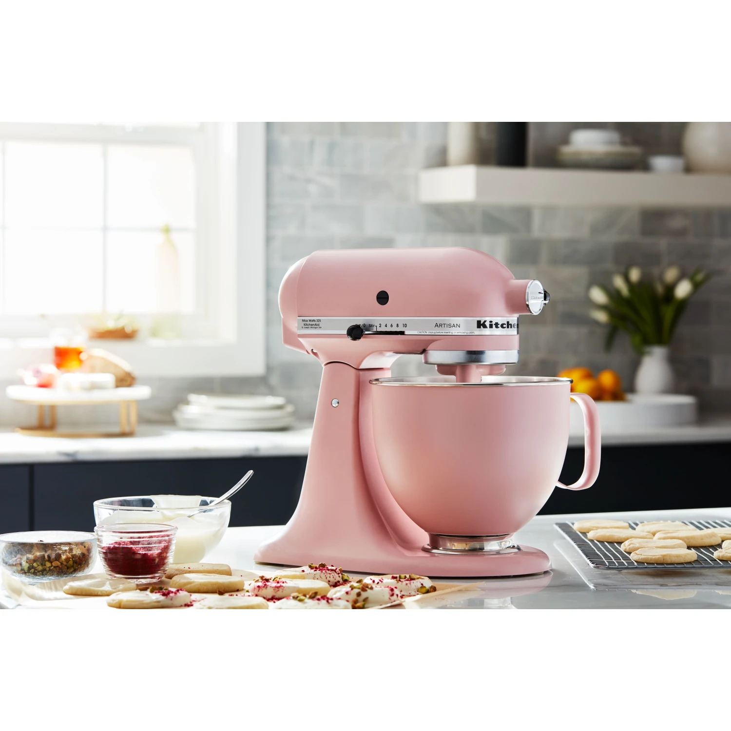 KitchenAid -KitchenAid ksm5ssbdr lifestyle1